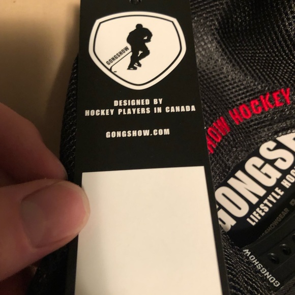 Brand New Budweiser Gongshow Hockey Hat - Picture 6 of 6